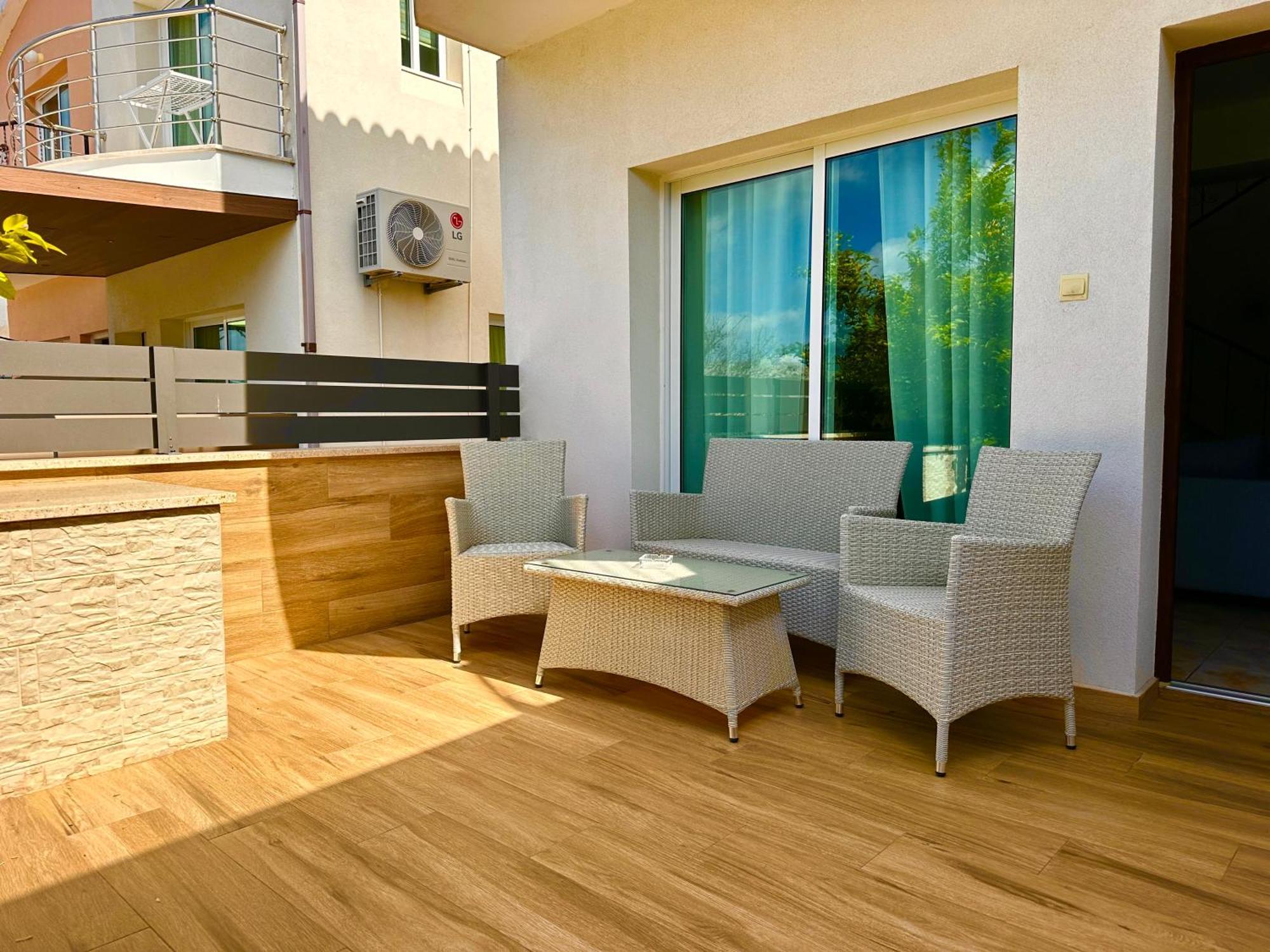 Nanas Vacation House Paphos Exterior photo